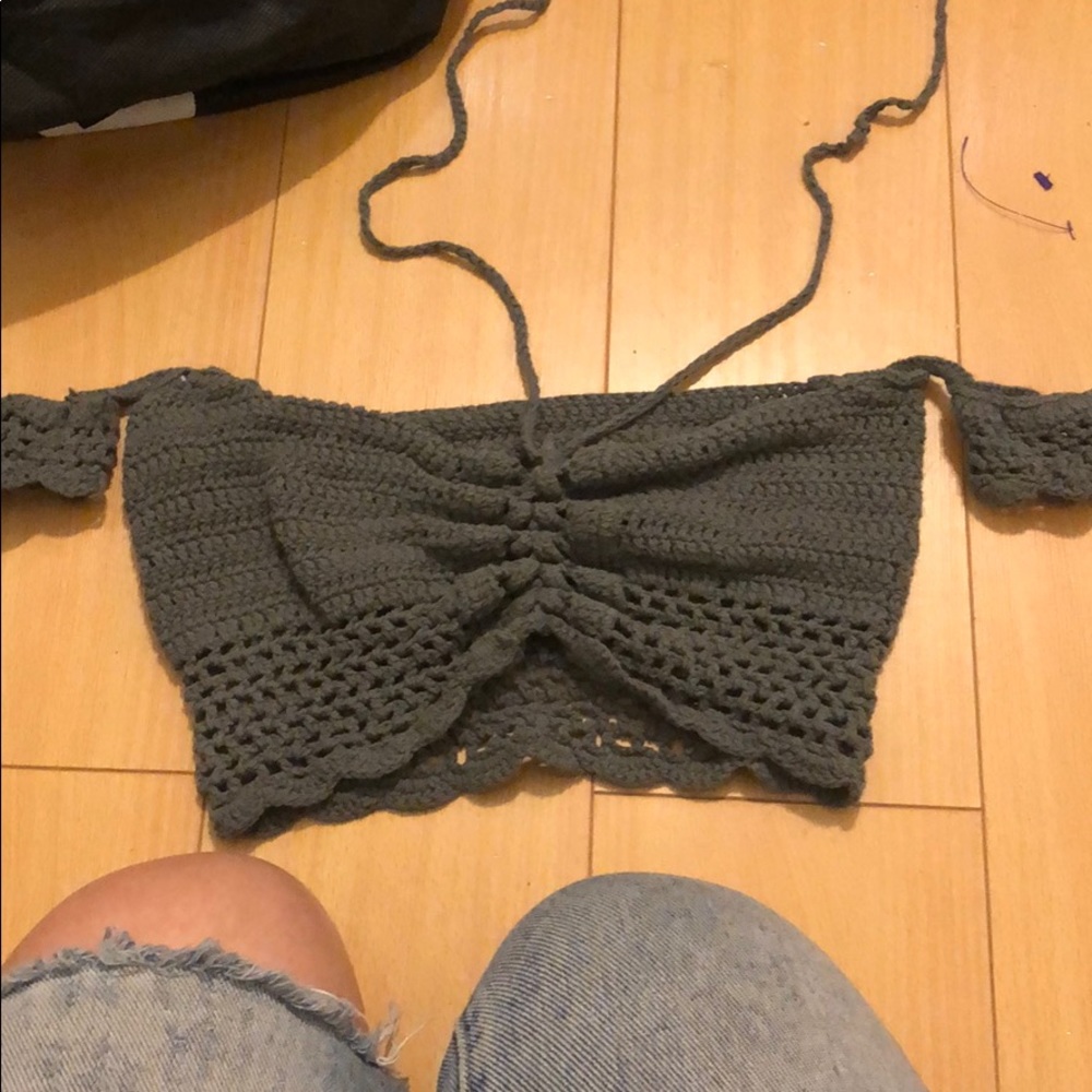 Crotchet crop top green halter